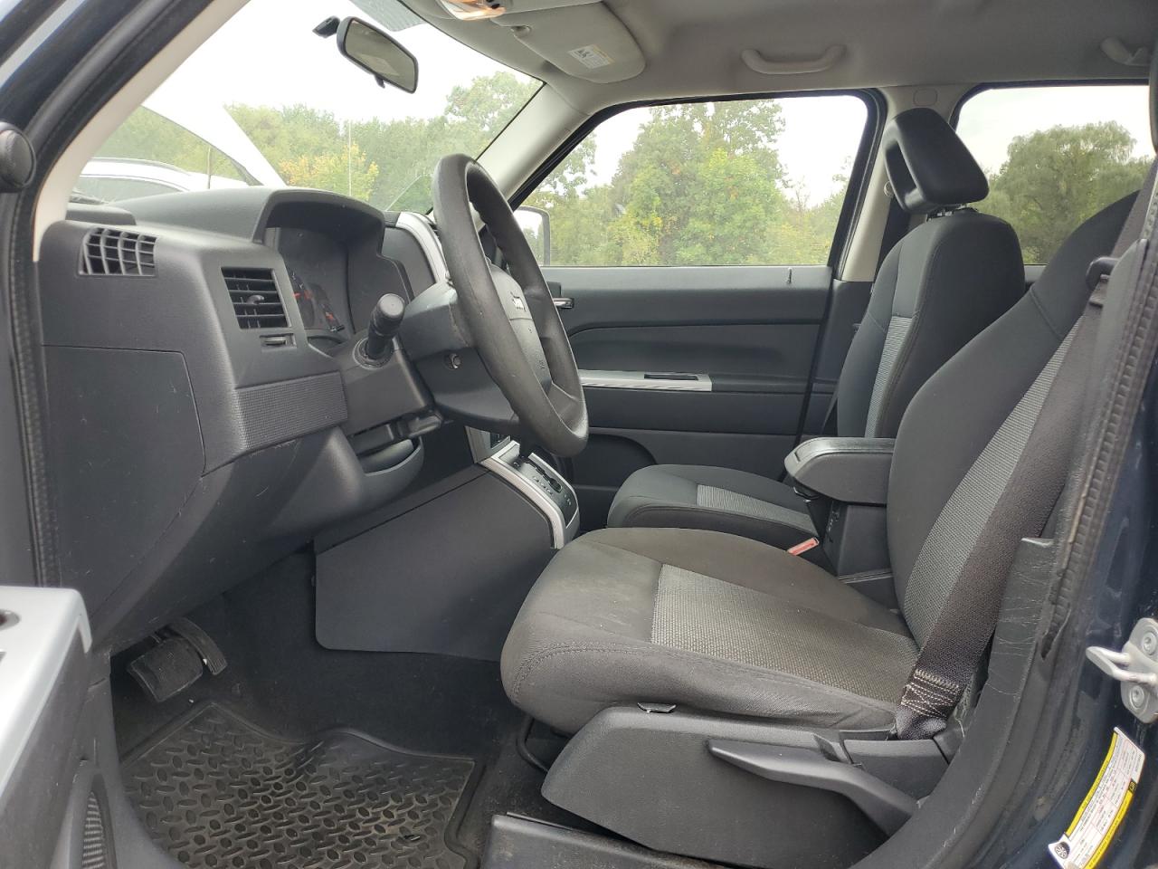 2008 JEEP Patriot VIN 1J8FT28WX8D721848 photo 7