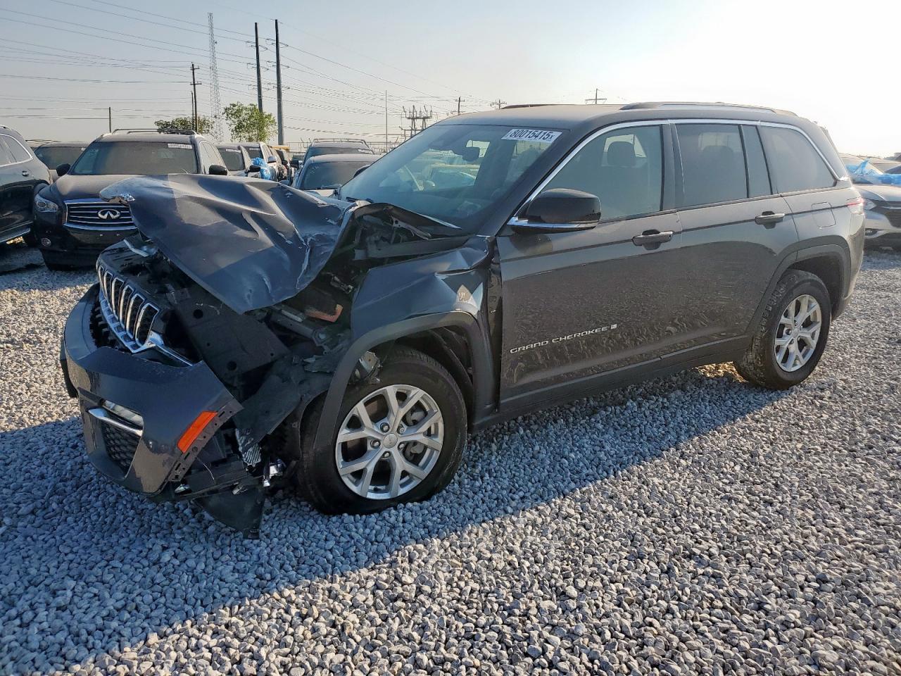 2023 Jeep Cherokee VIN 1C4RJHBG0P8882294 photo 1