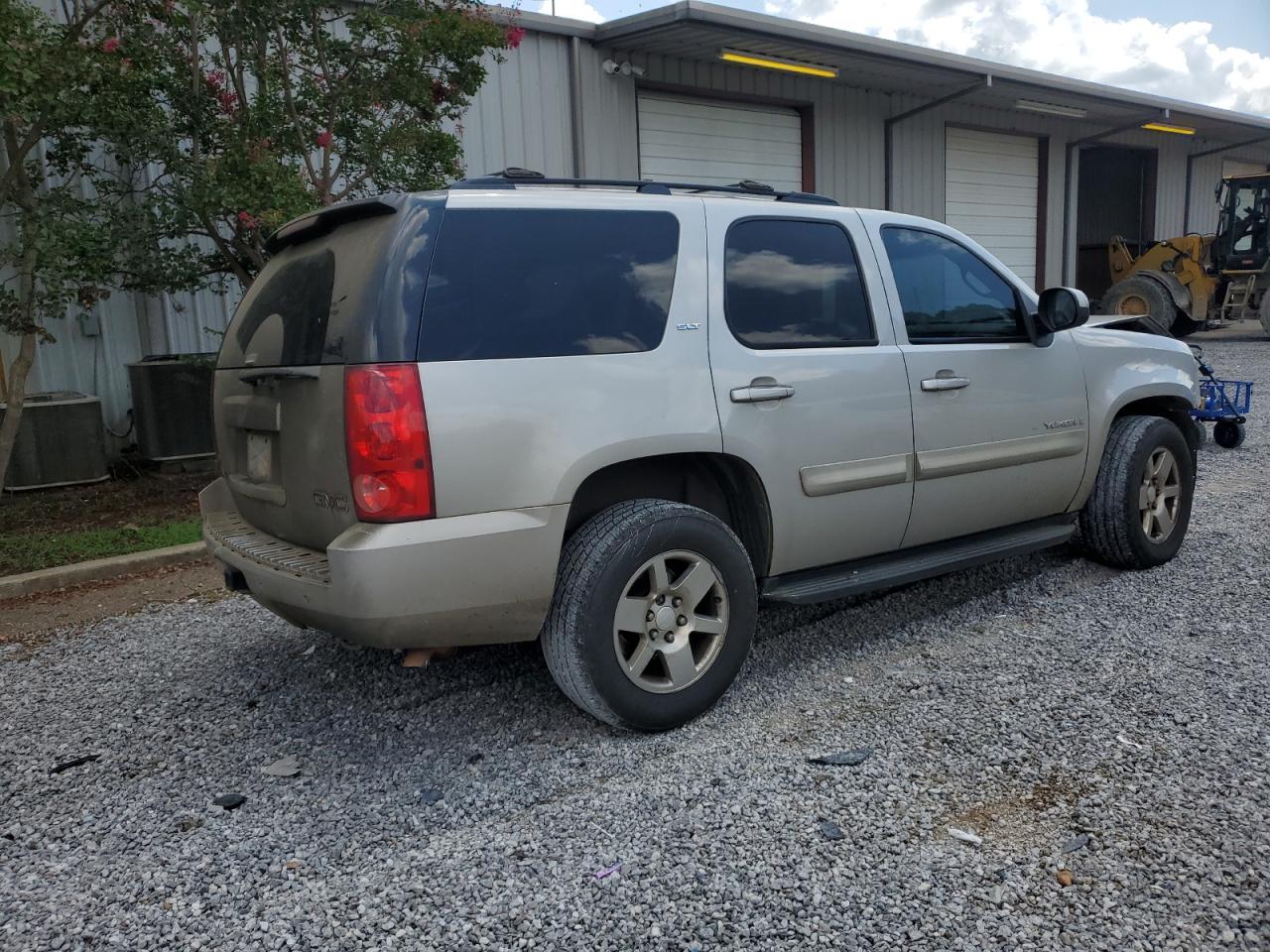 2009 GMC Yukon VIN 1GKEC333X9R202684 photo 3