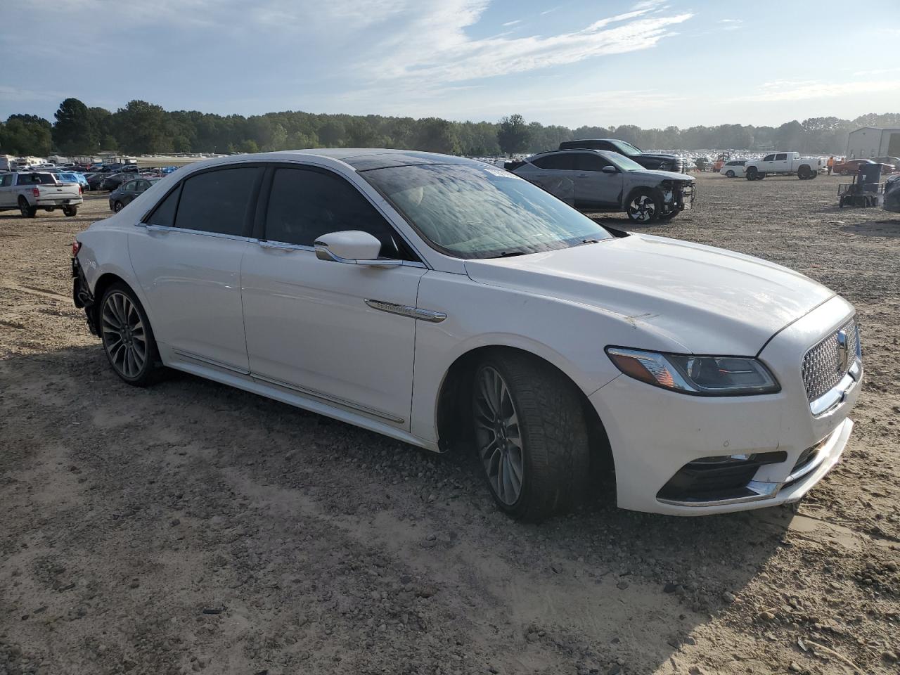 2018 Lincoln Continentl VIN 1LN6L9TK1J5616843 photo 4