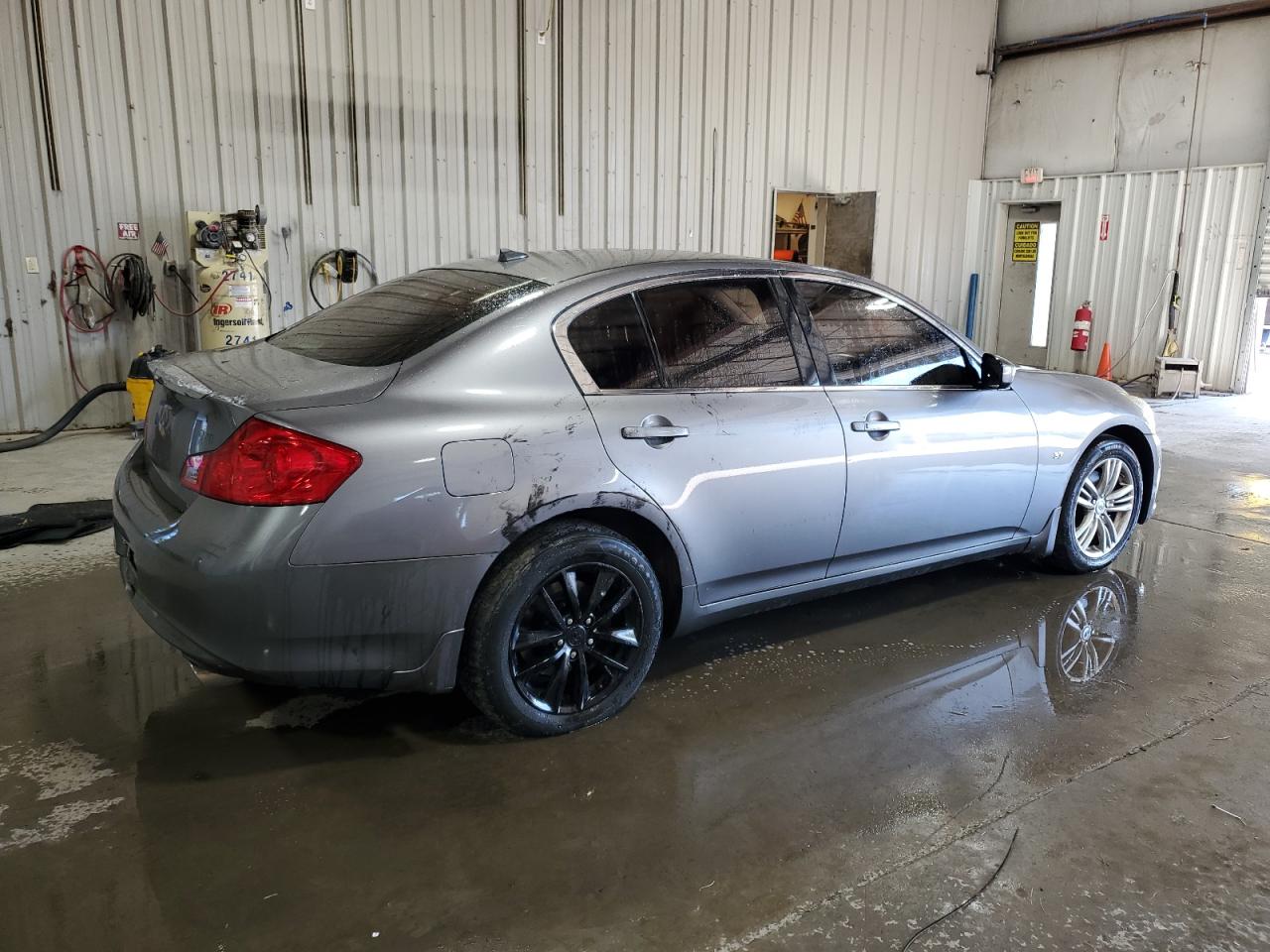 2015 Infiniti Q40 VIN JN1CV6AR8FM651024 photo 3