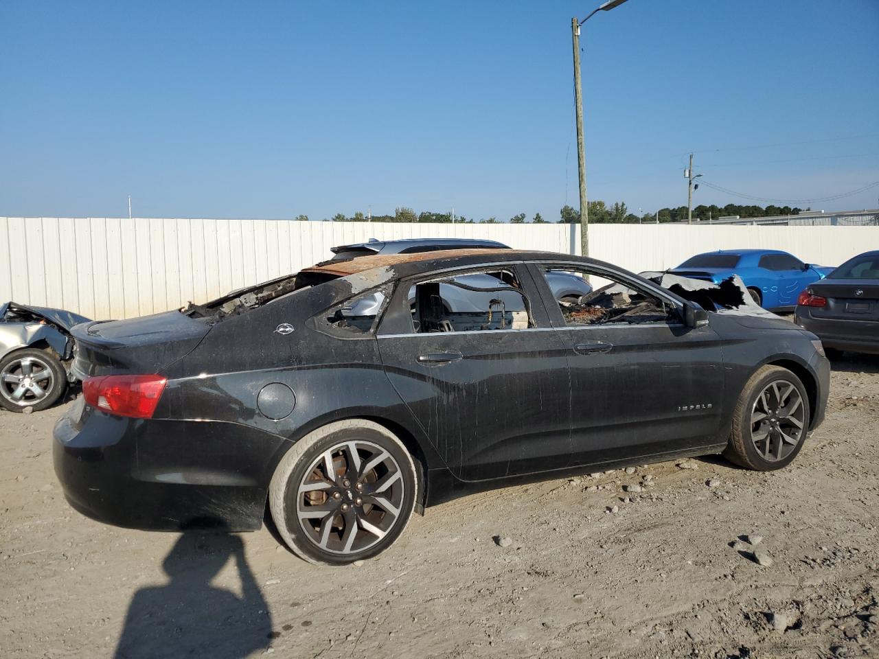 2016 CHEVROLET Impala VIN 2G1105SA8G9163835 photo 3