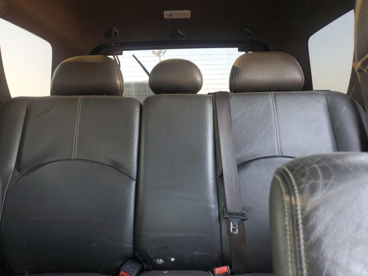 2008 Mercury Mariner VIN 4M2CU91138KJ01525 photo 10
