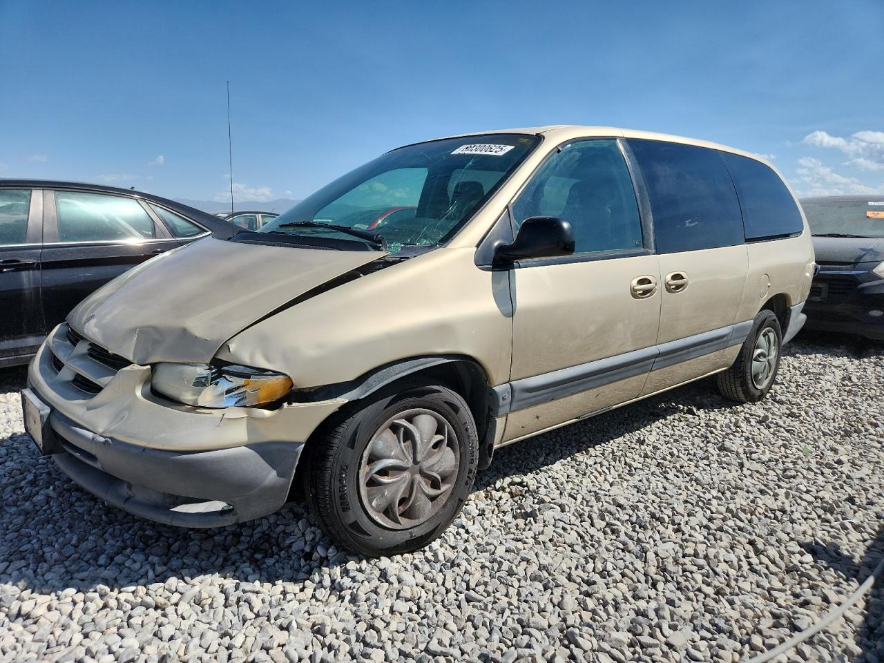 2000 Dodge Caravan VIN 1B4GP44R2YB664310 photo 1