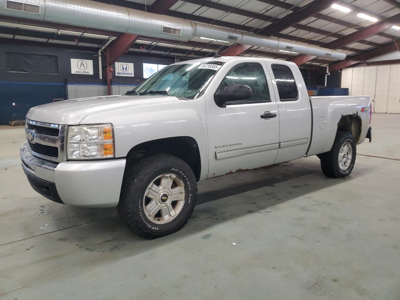 2010 CHEVROLET All models VIN 1GCSKSE31AZ109324 photo 1