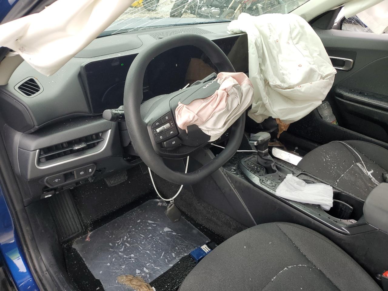 2025 Kia All other VIN 3KPFT4DE8SE097733 photo 8