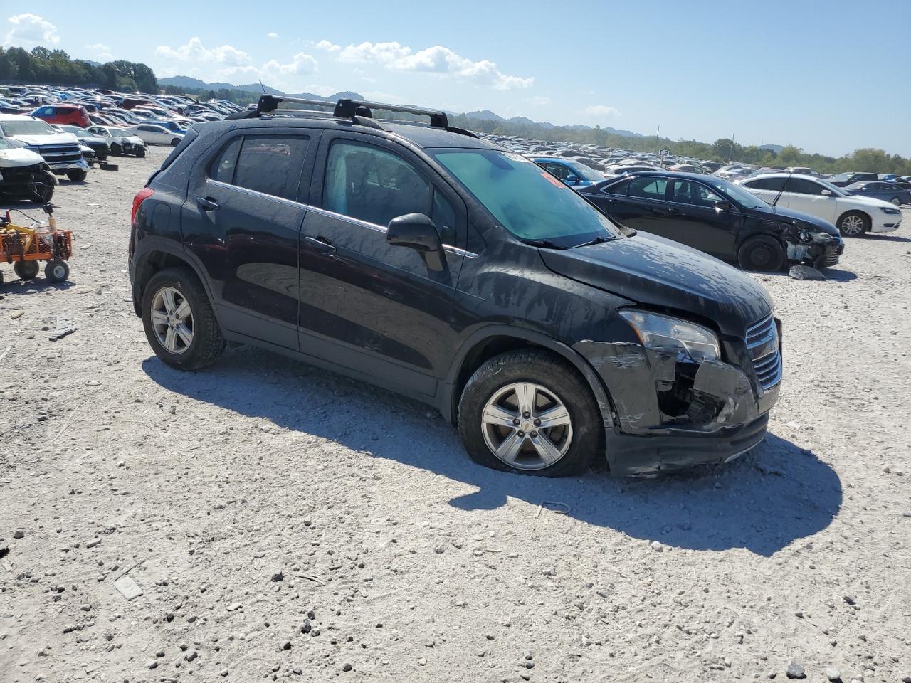 2016 Chevrolet Trax VIN KL7CJPSB2GB745216 photo 4