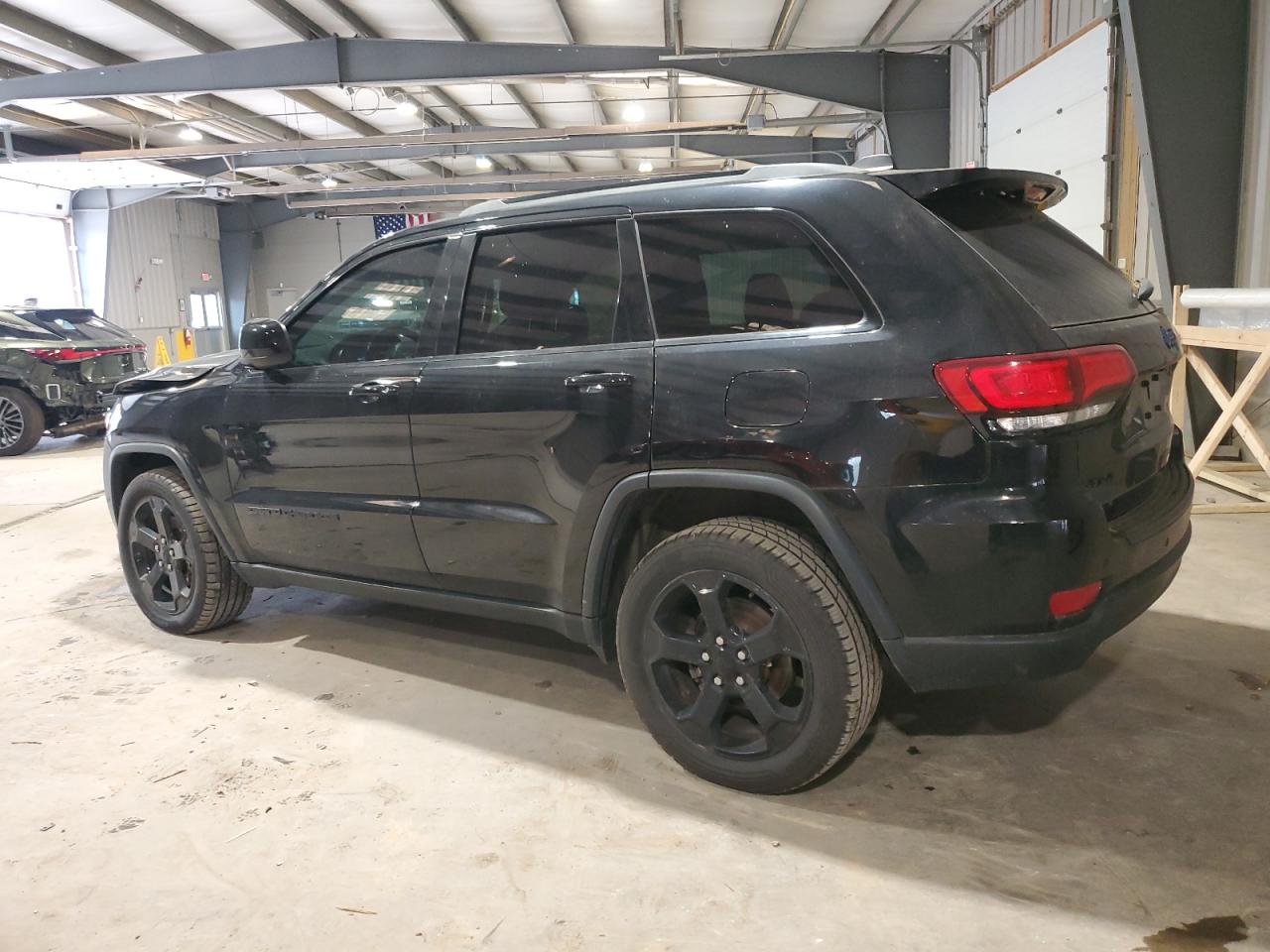2019 Jeep Grand cher VIN 1C4RJFAG9KC569062 photo 2