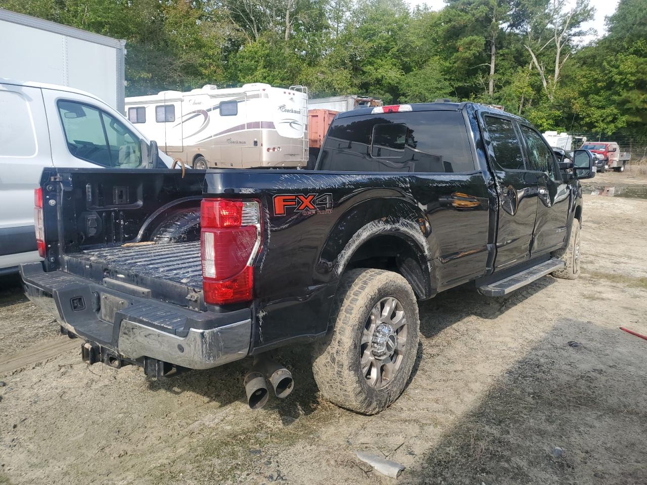 2022 Ford F350 VIN 1FT8W3BT1NEF99611 photo 3
