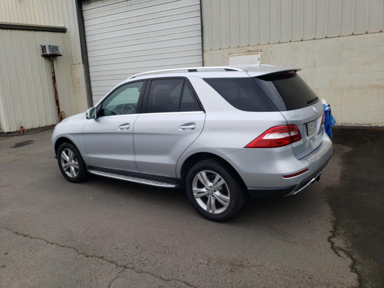 2013 Mercedes-Benz M-class VIN 4JGDA2EB1DA157214 photo 2