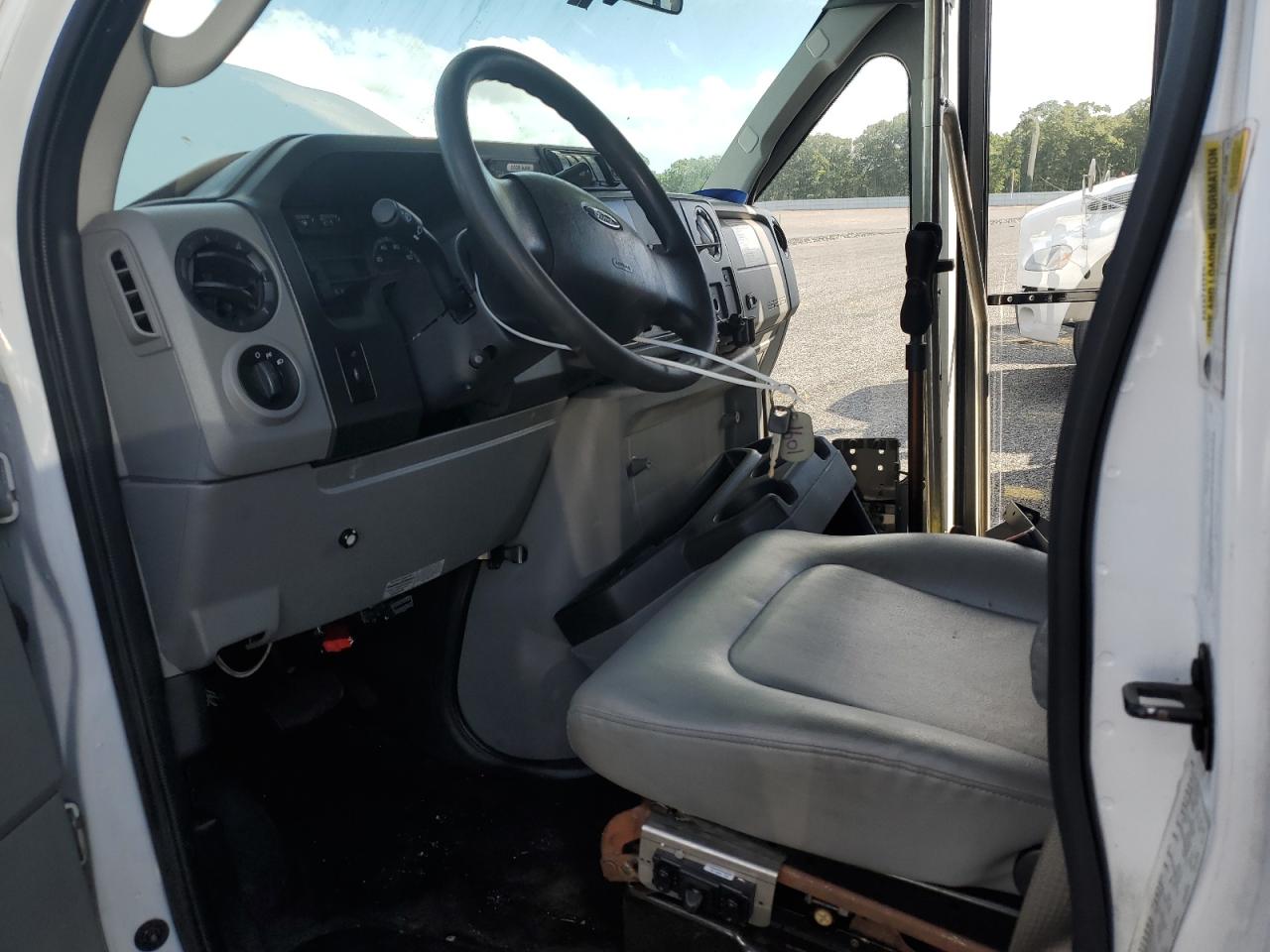 2016 Ford All models VIN 1FDFE4FS4GDC33597 photo 5