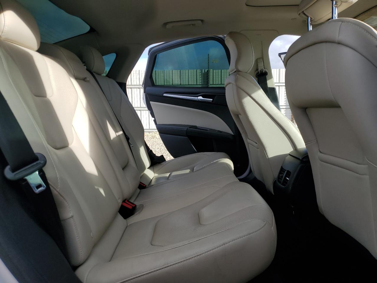 2018 Ford Fusion VIN 3FA6P0RU2JR150811 photo 10
