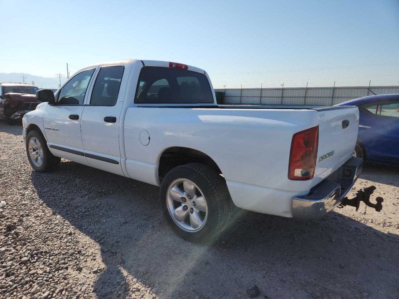 2002 Dodge Ram 1500 VIN 1D7HA18N22S703814 photo 2