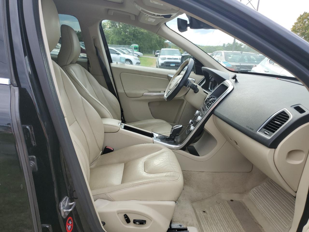 2015 Xc60 VIN YV4902RK9F2763135 photo 5