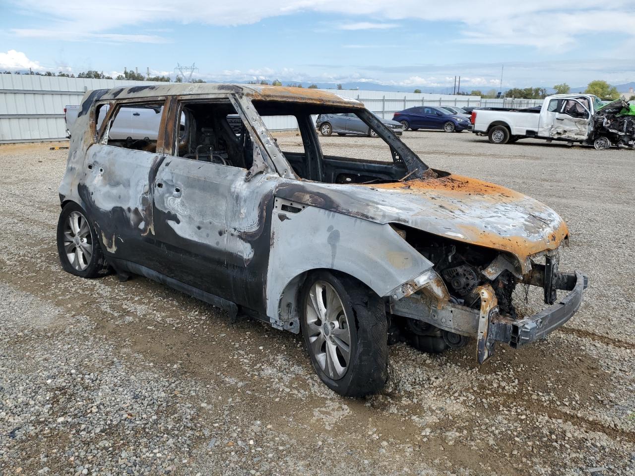 2015 Kia Soul VIN KNDJP3A51F7176079 photo 4