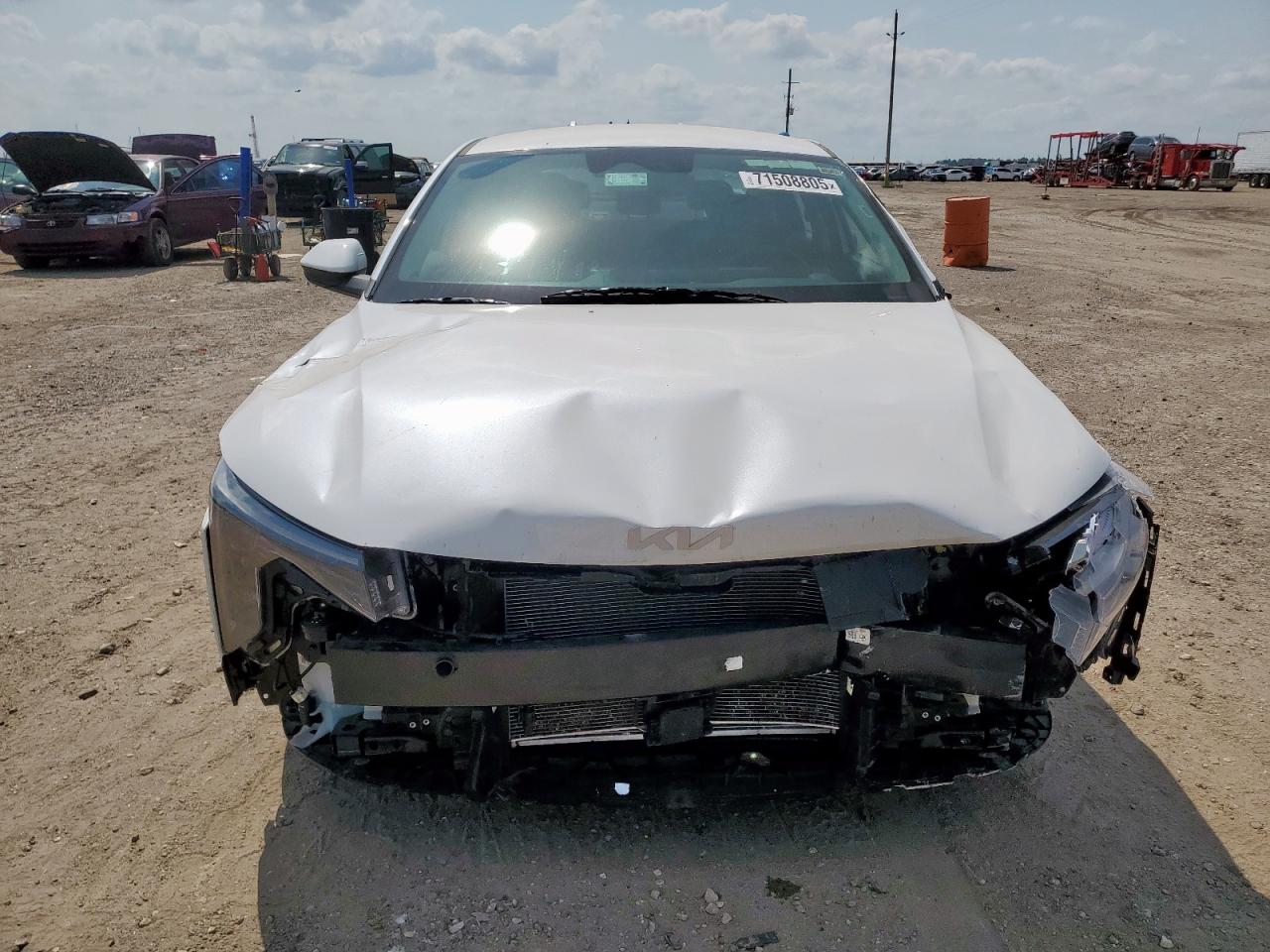 2025 Kia All other VIN 3KPFT4DE6SE058574 photo 5