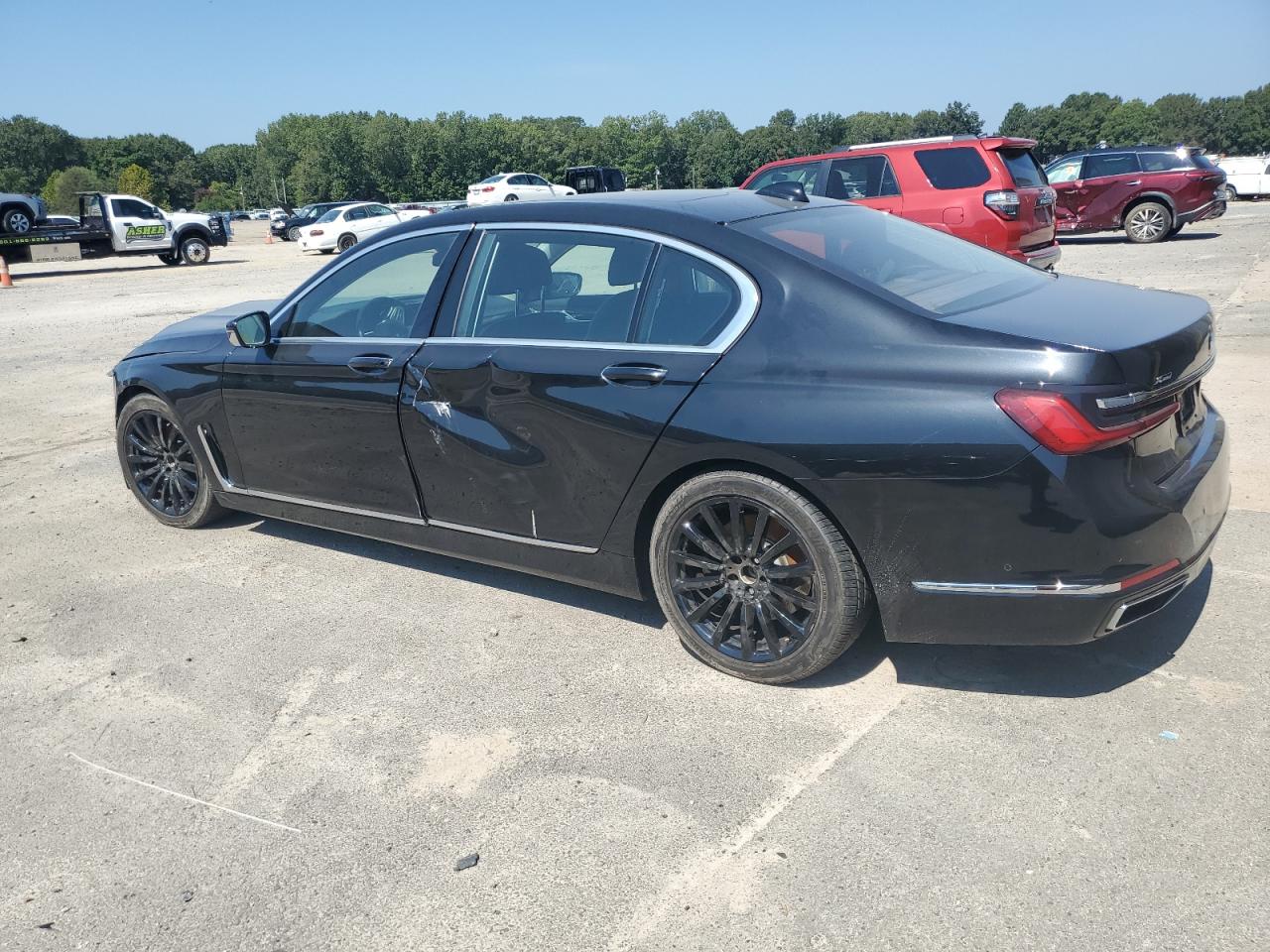 2022 BMW 7 series VIN WBA7T4C0XNCH65571 photo 2