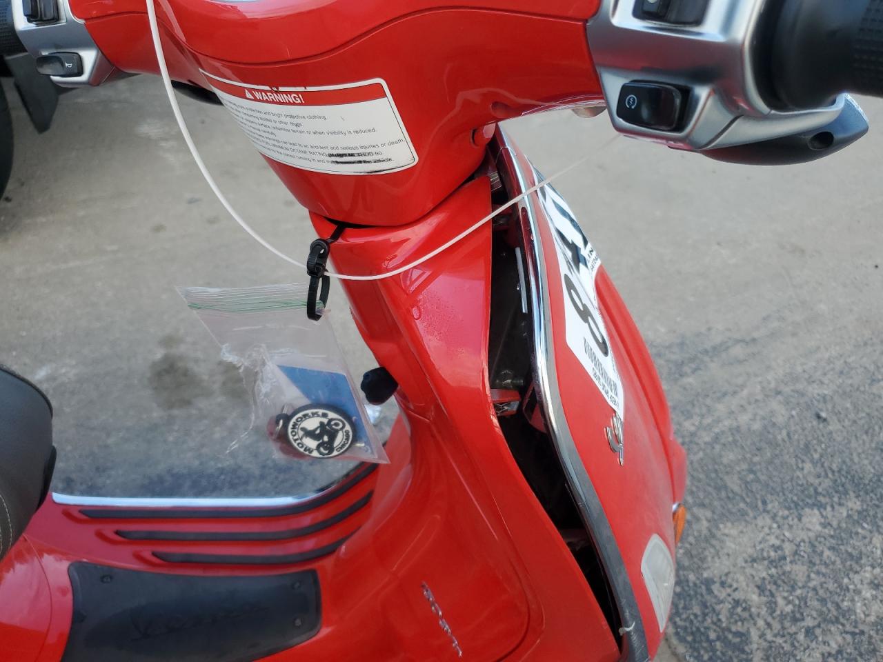 2015 VESPA Sprint 150 VIN ZAPM818G7F5101354 photo 9