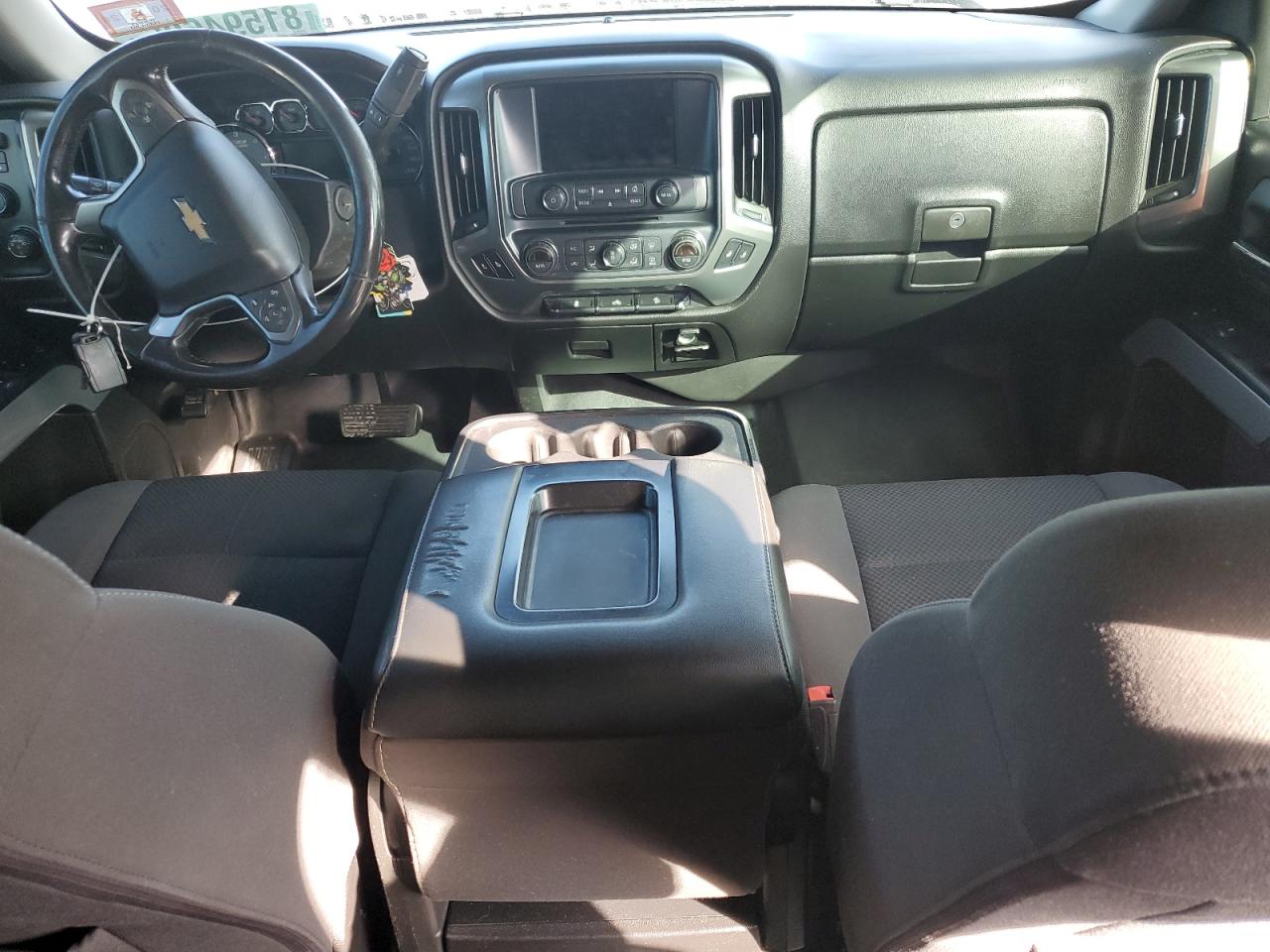 2017 Chevrolet All models VIN 3GCUKREC4HG141552 photo 8