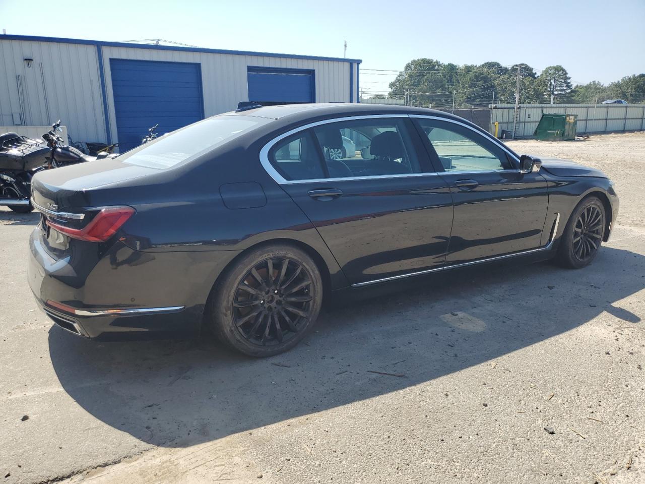2022 BMW 7 series VIN WBA7T4C0XNCH65571 photo 3