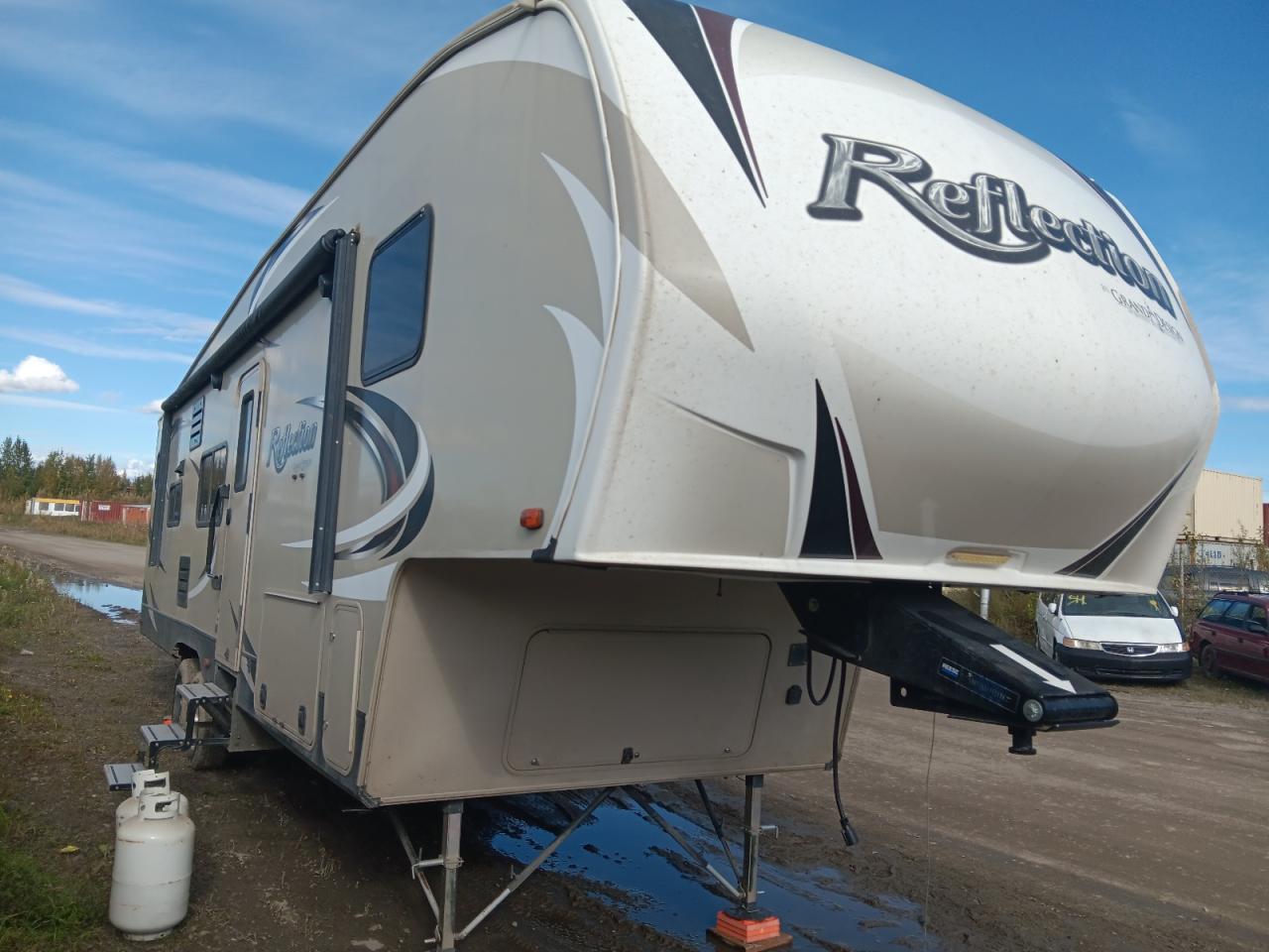 2016 GRAND Reflection VIN 573FR3426G3306425 photo 1