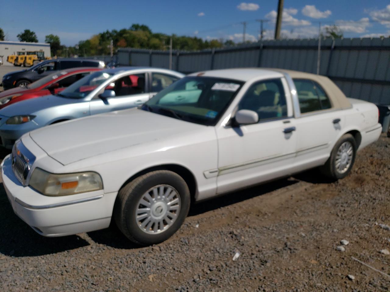 2007 MERCURY Grmarquis VIN 2MEFM75V87X627146 photo 1