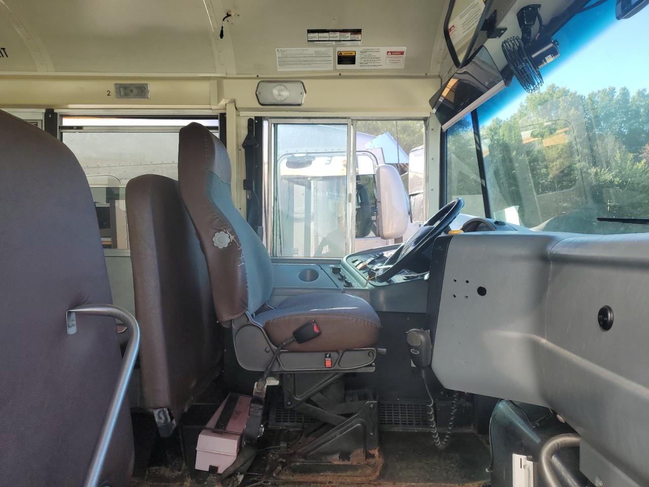 2010 Ic Ce series VIN 4DRBUAANXAB253079 photo 5