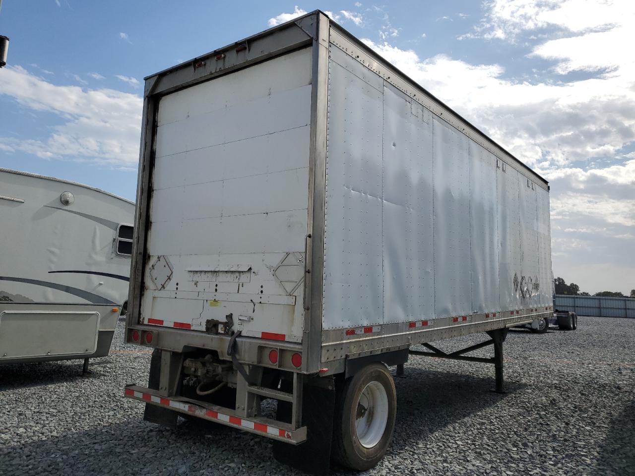 2009 GREAT All models VIN 1GRAA56189K207256 photo 5