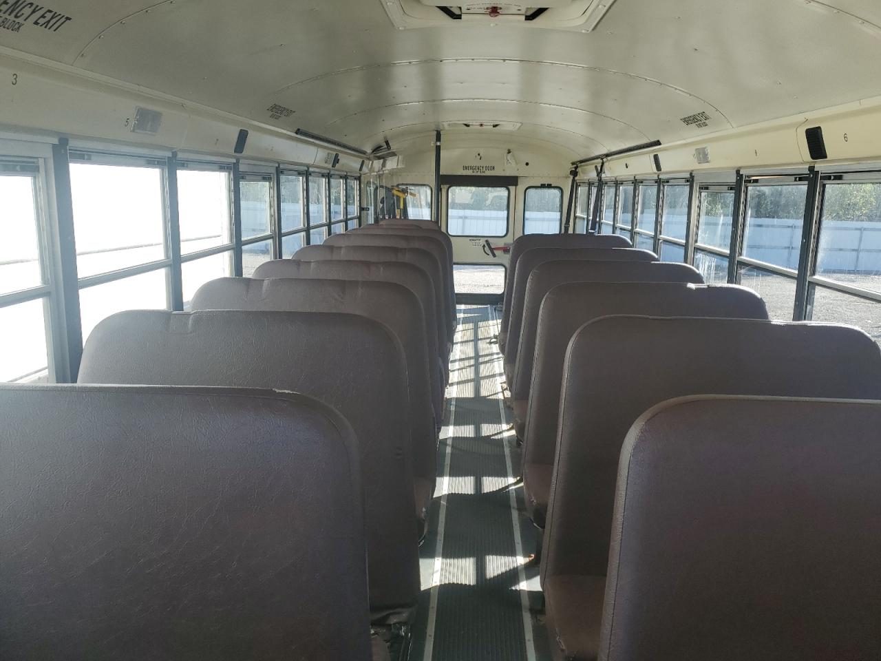 2010 Ic Ce series VIN 4DRBUAANXAB253079 photo 6