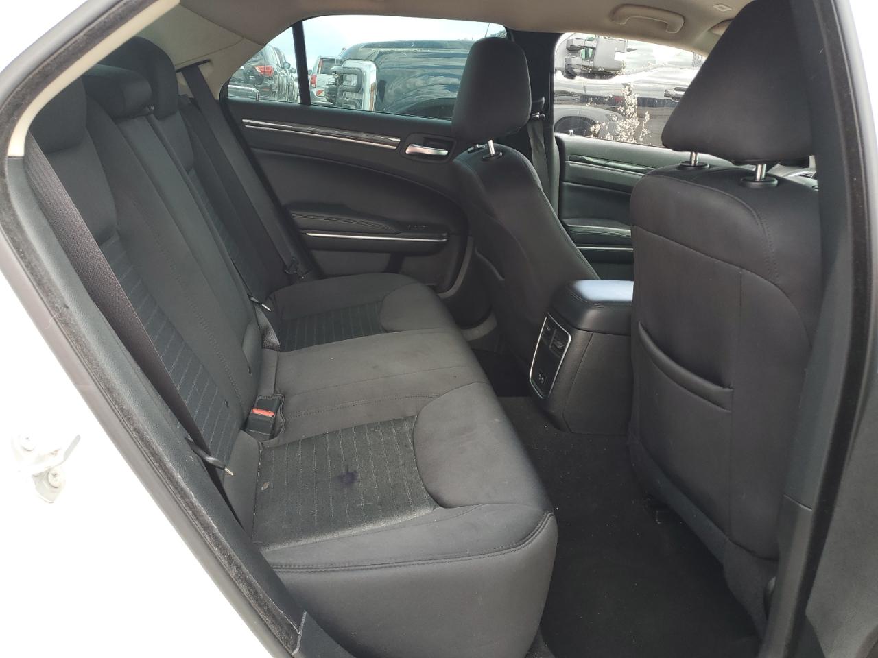 2022 Chrysler 300 VIN 2C3CCAAG4NH134197 photo 10