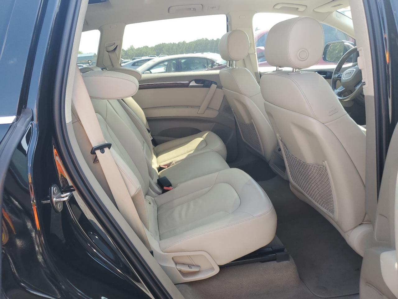 2015 Audi Q7 VIN WA1CGAFE5FD033170 photo 11