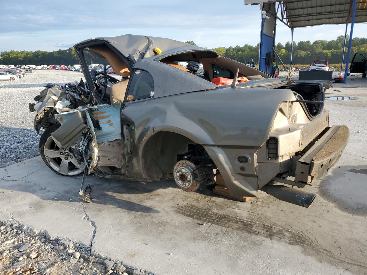 2002 Ford Mustang VIN 1FAFP42XX2F239004 photo 2