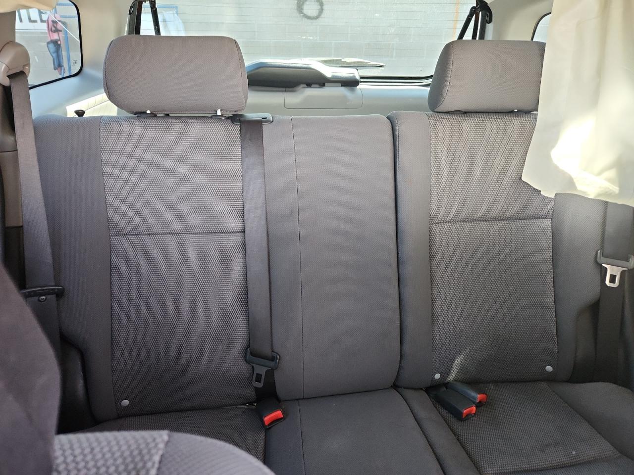 2007 Toyota Matrix VIN 2T1KR30EX7C648408 photo 10