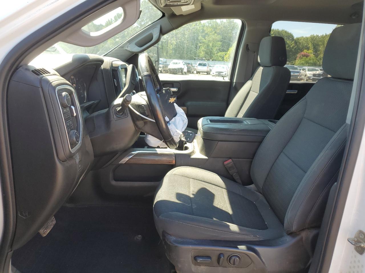 2022 Chev All models VIN 1GC4YTEYXNF283604 photo 7