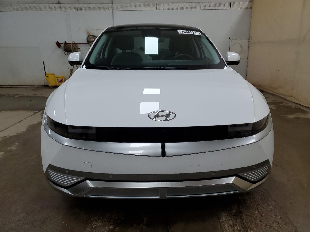 2024 Hyundai Ioniq VIN KM8KRDDF7RU295216 photo 5