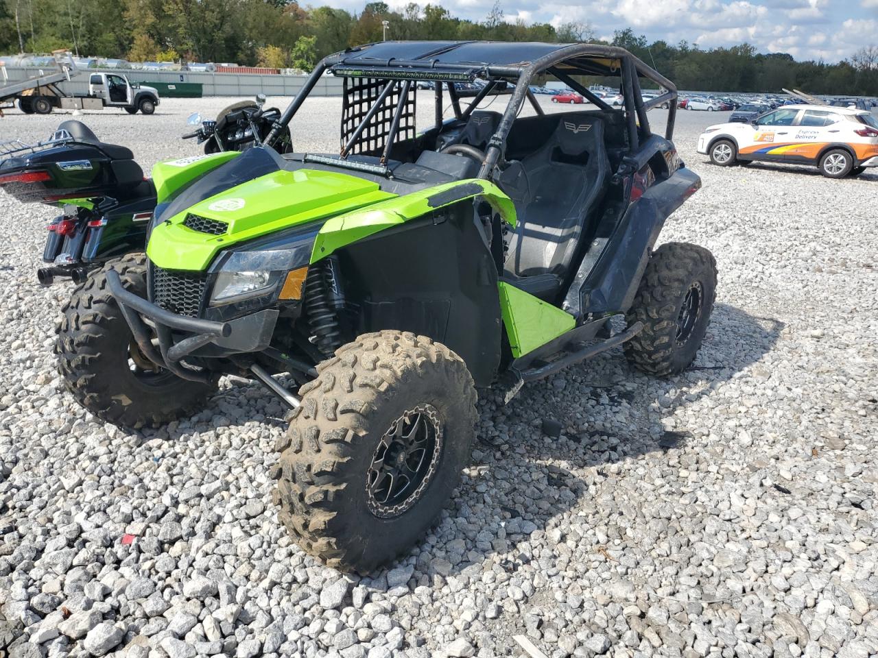 2018 ARCTIC Wildcat VIN 4UF18MPV5JT302396 photo 2