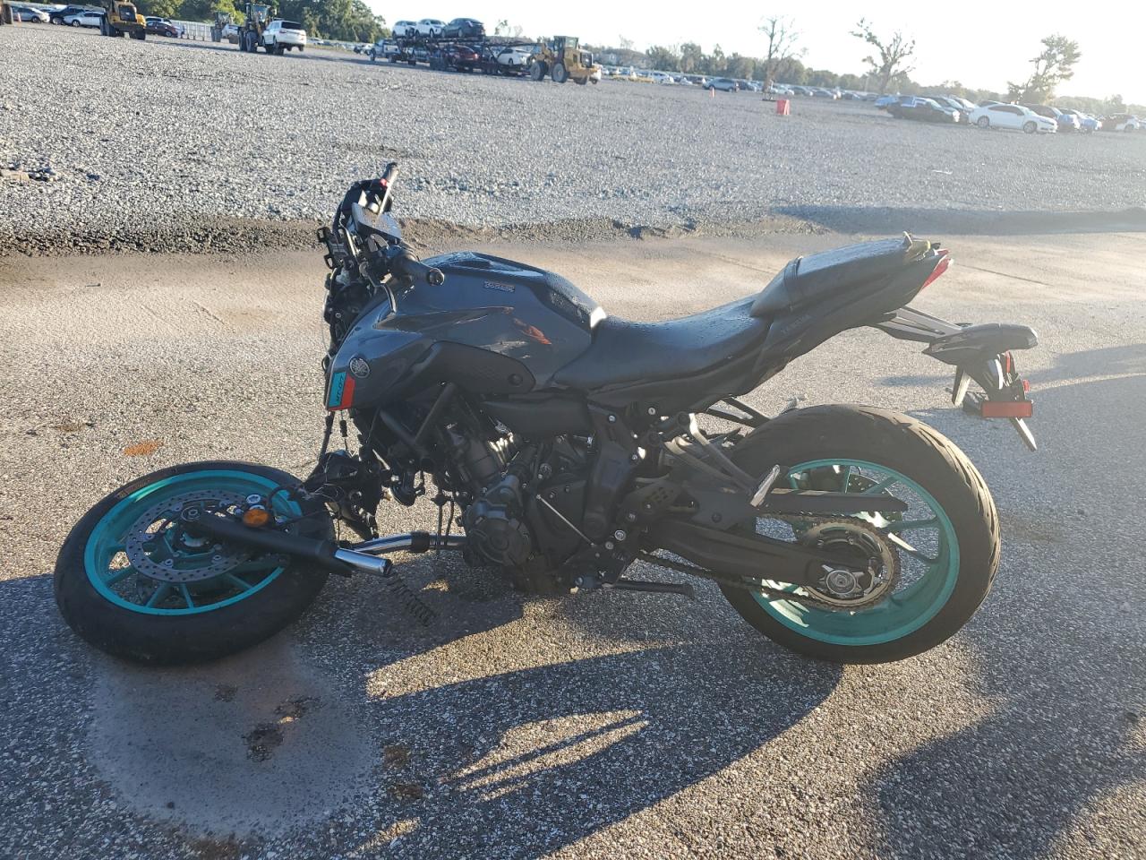 2023 YAMAHA Mt07 VIN JYARM32E5PA007516 photo 3