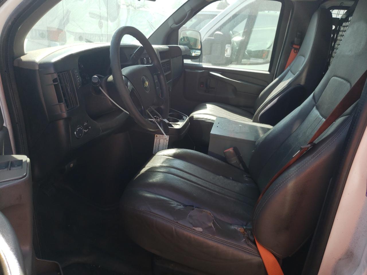 2014 Chevy Express VIN 1GCWGFCB8E1134021 photo 7