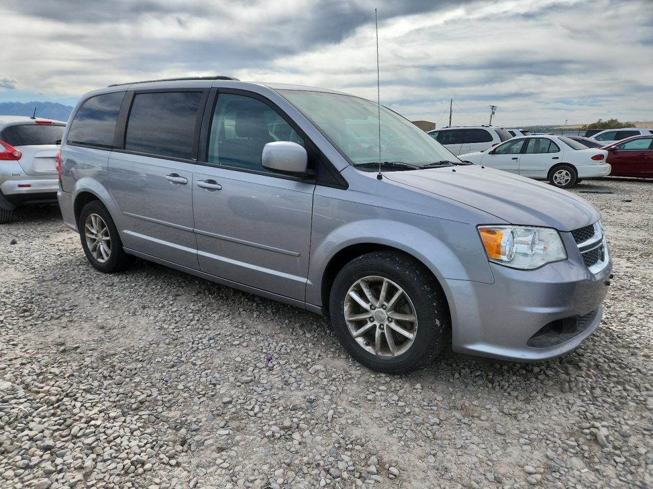 2014 Dodge Caravan VIN 2C4RDGCG2ER205426 photo 4
