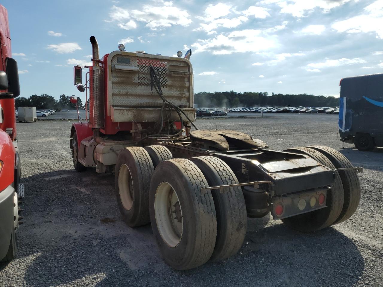 2003 PETERBILT All models VIN 2XPFD89XX3M803608 photo 3