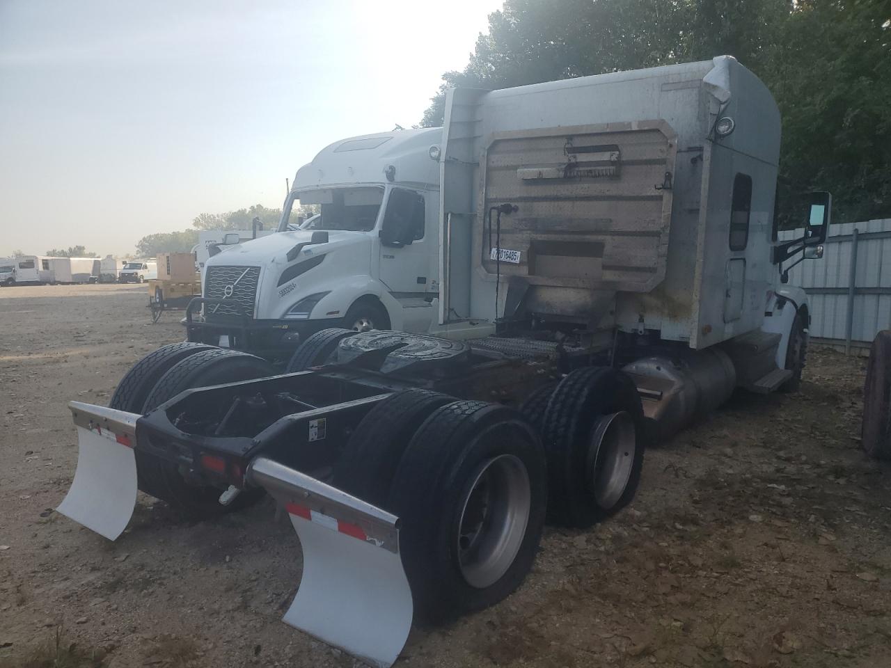 2019 PETERBILT All models VIN 1XPBD49X7KD423138 photo 4
