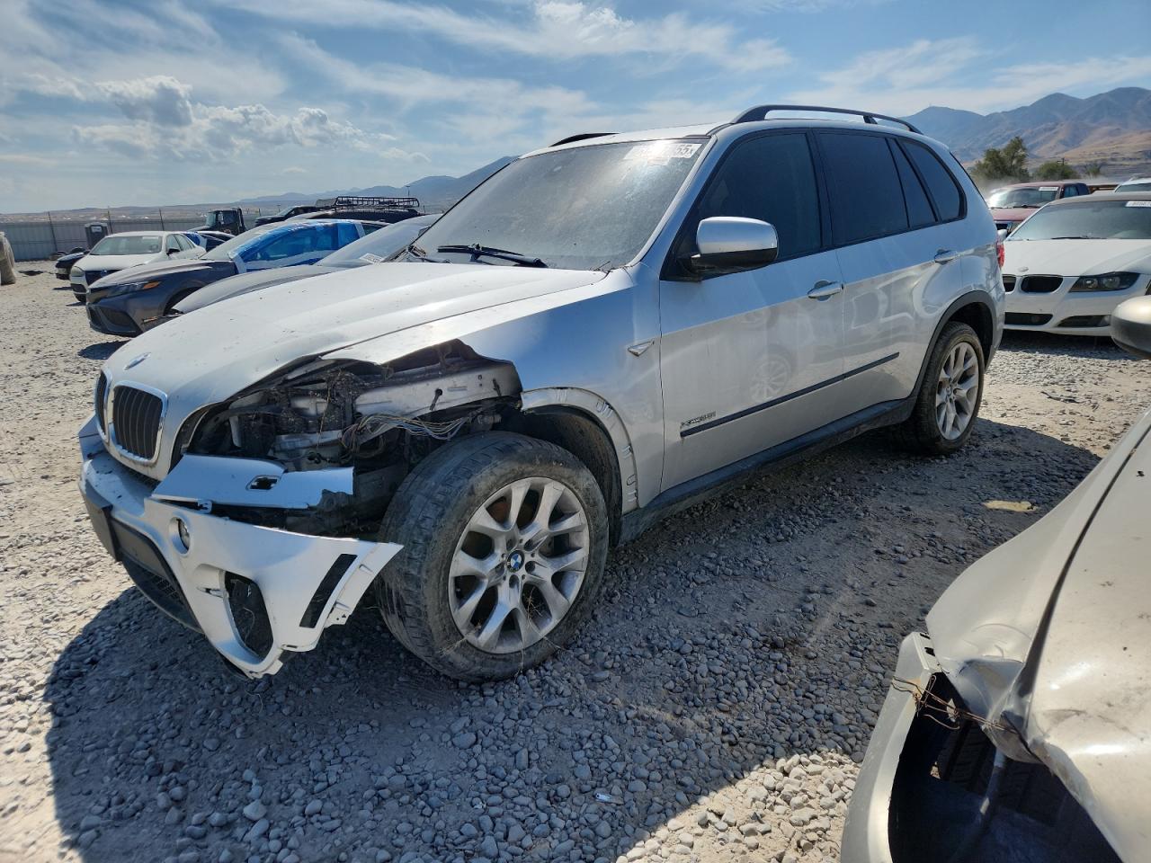 2011 BMW X5 VIN 5UXZV4C54BL412820 photo 1