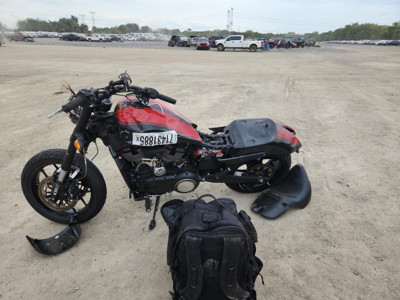 2016 Victory Motorcycle VIN 5VPHS36N7G3049868 photo 3