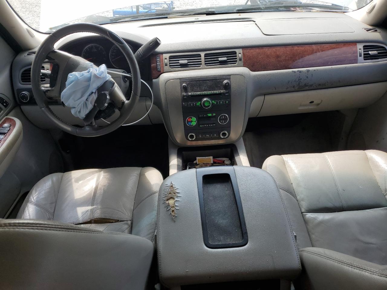2009 GMC Yukon VIN 1GKEC333X9R202684 photo 8