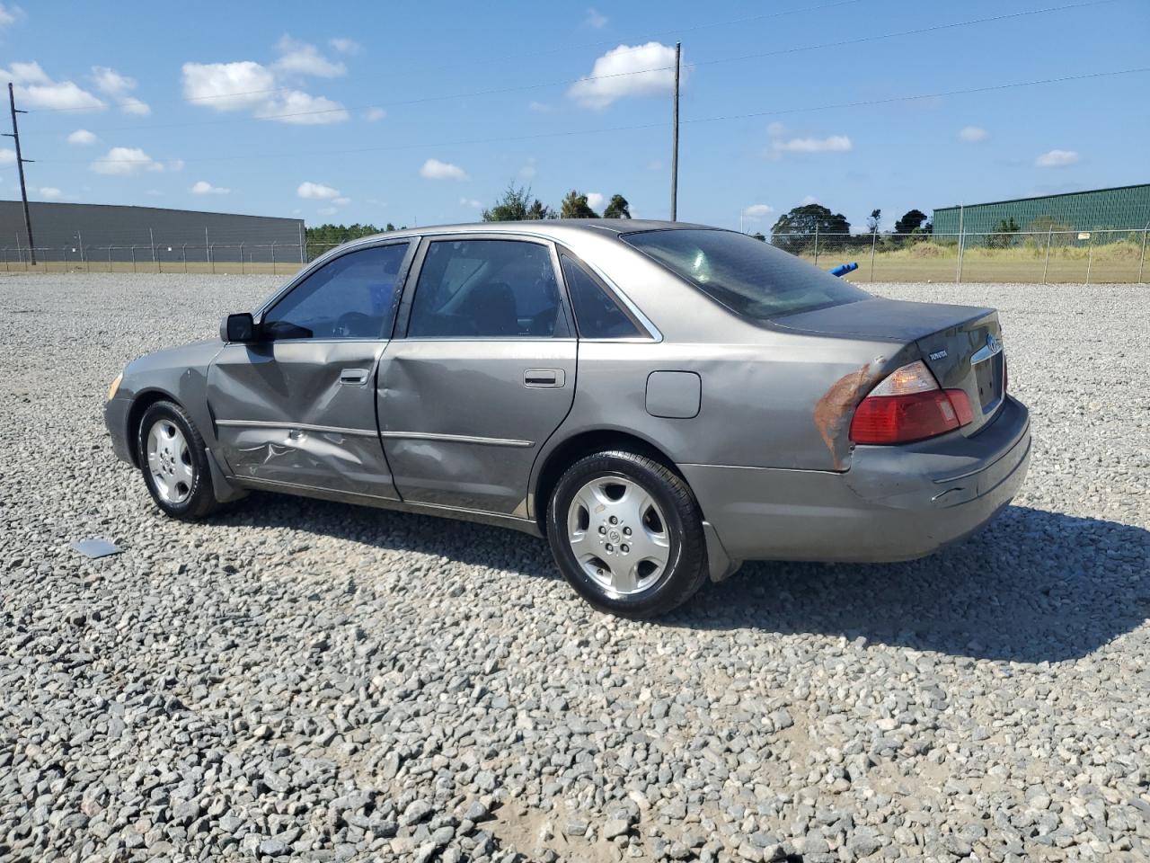 2004 Toyota Avalon VIN 4T1BF28B74U379484 photo 2
