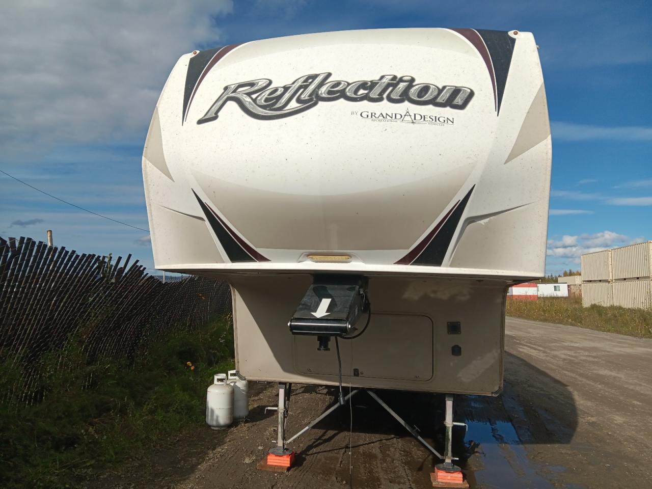 2016 GRAND Reflection VIN 573FR3426G3306425 photo 8