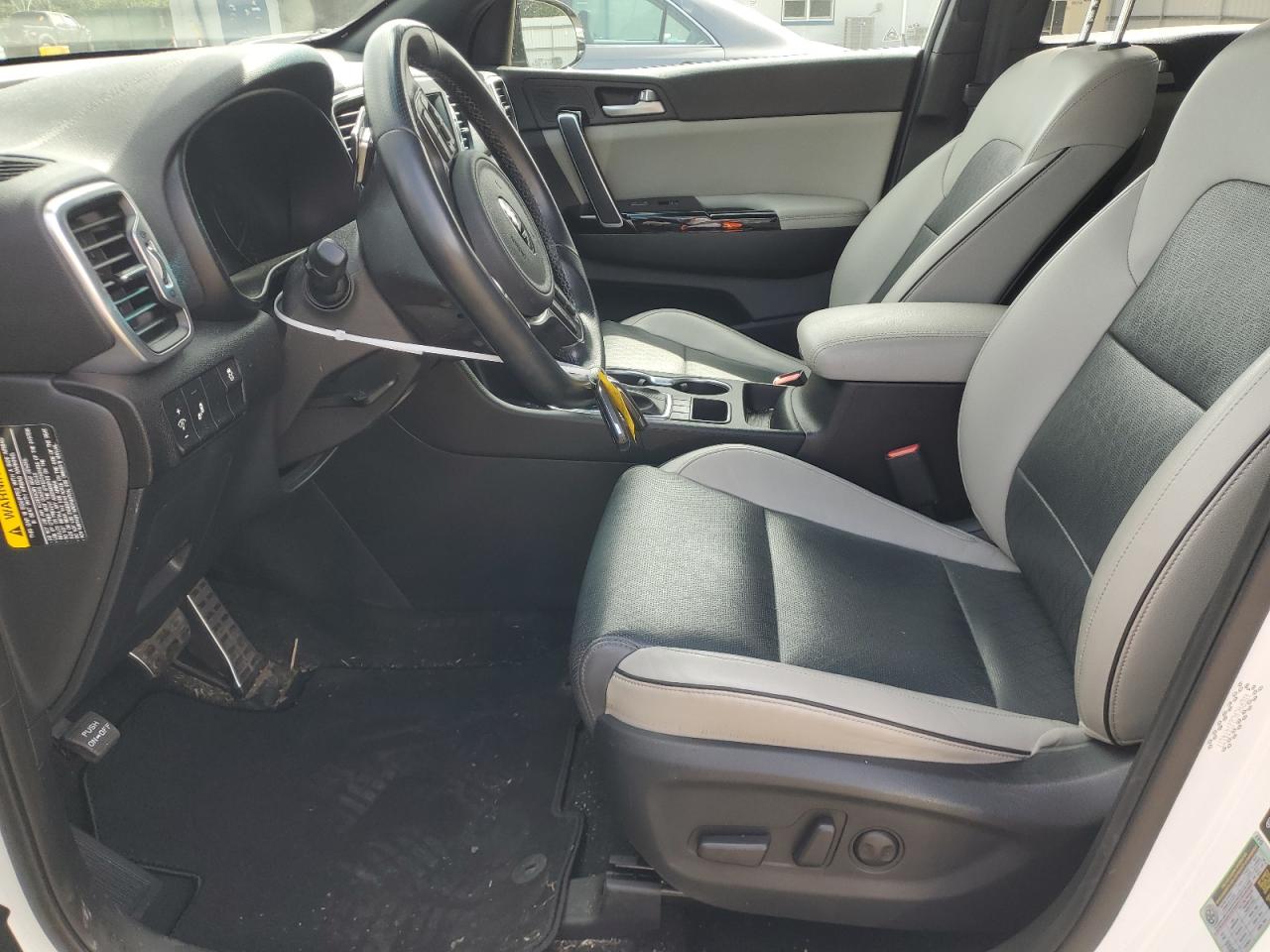 2018 Kia Sportage VIN KNDPNCAC2J7474177 photo 7