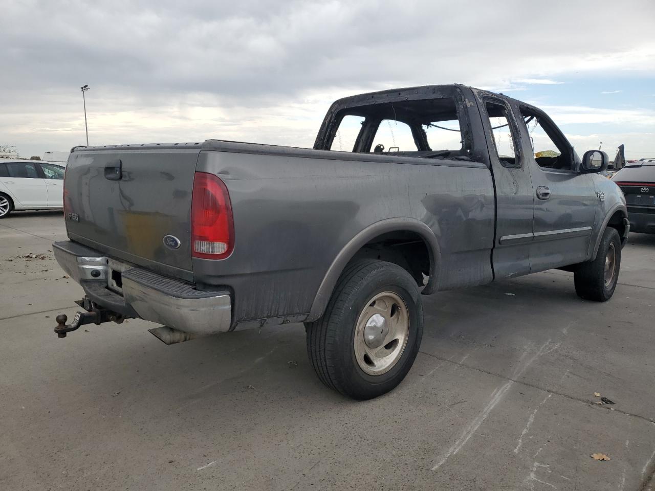 2002 Ford All models VIN 1FTRX18LX2NA61661 photo 3