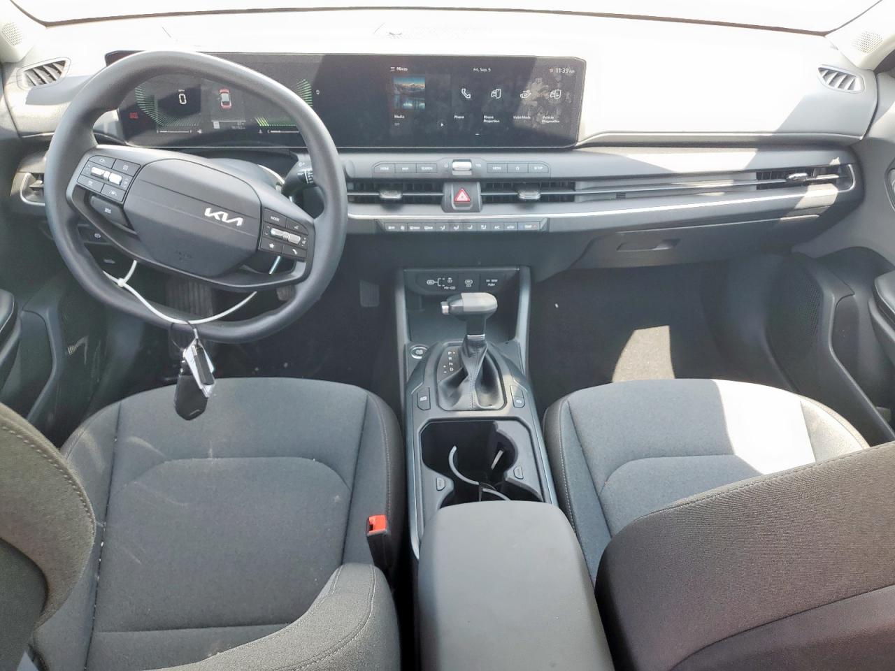 2025 Kia All other VIN 3KPFT4DE6SE058574 photo 8