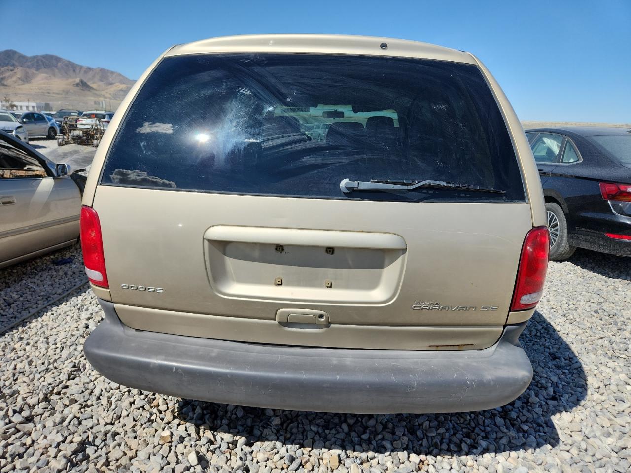 2000 Dodge Caravan VIN 1B4GP44R2YB664310 photo 6